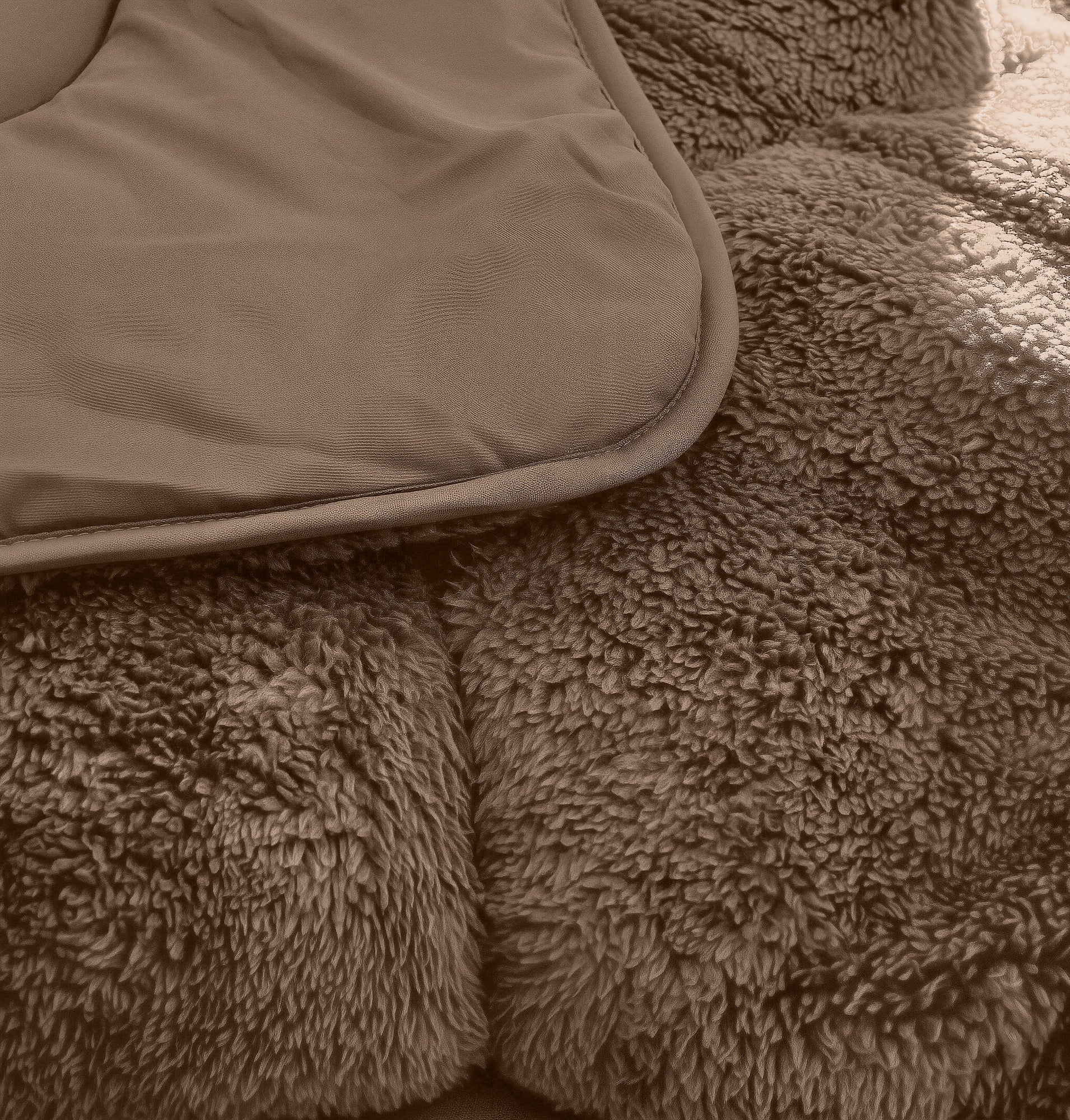 Lazy Dekbed Zonder Overtrek - Teddy - Taupe/Bruin - Image 7